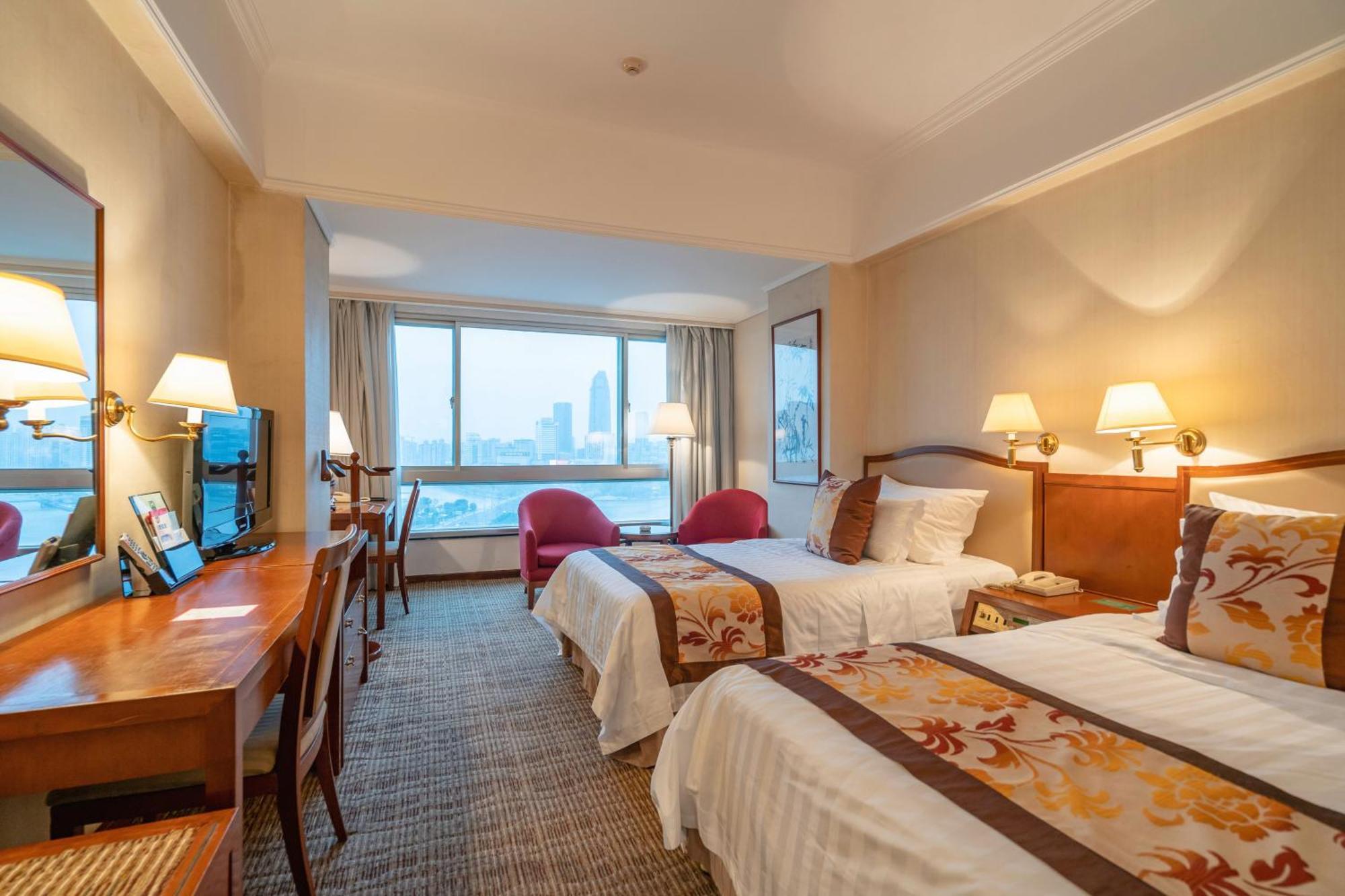 Citic Ningbo International Hotel Buitenkant foto