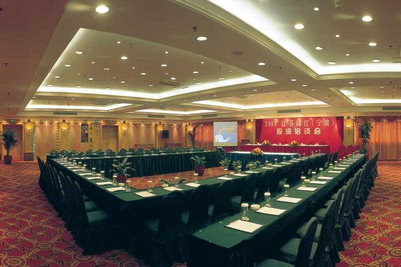 Citic Ningbo International Hotel Buitenkant foto